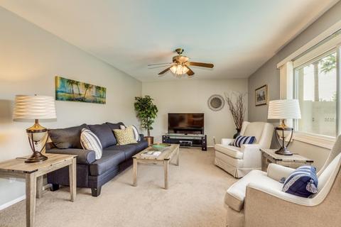 2701 E Turquoise Dr, Phoenix, AZ 85028 photo 12