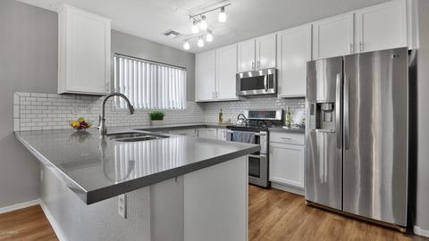 1289 S Bridgegate Dr, Gilbert, AZ 85296 photo 10
