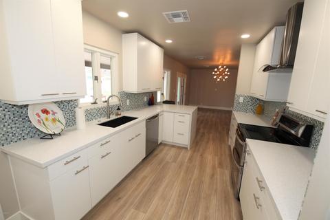 1408 E Berridge Ln, Phoenix, AZ 85014 photo 3