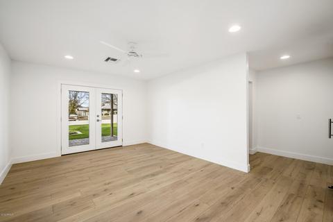 3109 N 41st Pl, Phoenix, AZ 85018 photo 11