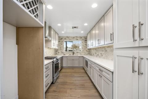 3109 N 41st Pl, Phoenix, AZ 85018 photo 6