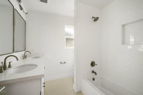 3109 N 41st Pl, Phoenix, AZ 85018 photo 21