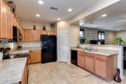 5911 S 27th Ln, Phoenix, AZ 85041 photo 11