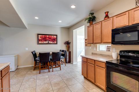 5911 S 27th Ln, Phoenix, AZ 85041 photo 12
