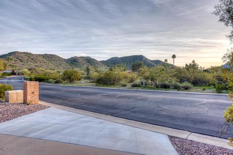 4302 E Onyx Ave, Phoenix, AZ 85028 photo 2