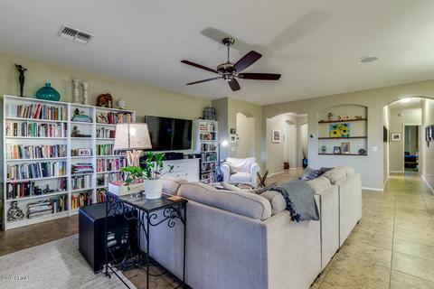 2806 E Trigger Way, Gilbert, AZ 85297 photo 17