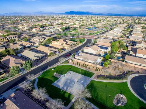 2806 E Trigger Way, Gilbert, AZ 85297 photo 94