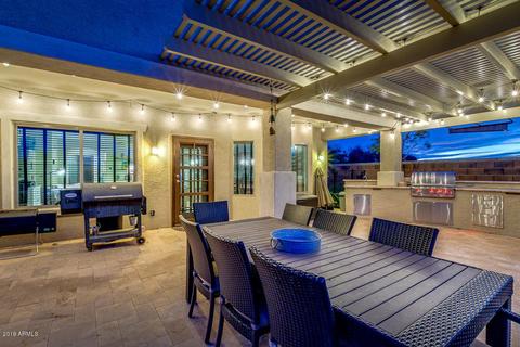 2806 E Trigger Way, Gilbert, AZ 85297 photo 1
