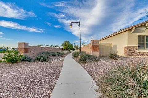 2806 E Trigger Way, Gilbert, AZ 85297 photo 9