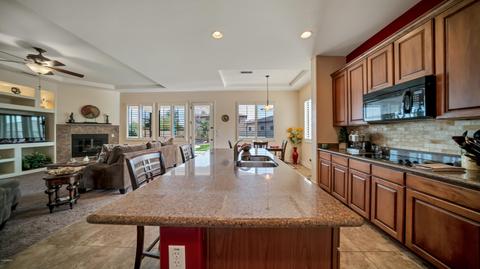 3204 E Constance Way, Phoenix, AZ 85042 photo 8