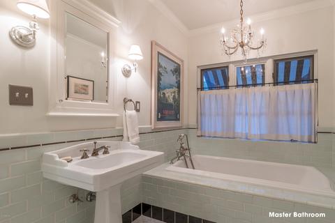 2901 N Manor Dr E, Phoenix, AZ 85014 photo 24