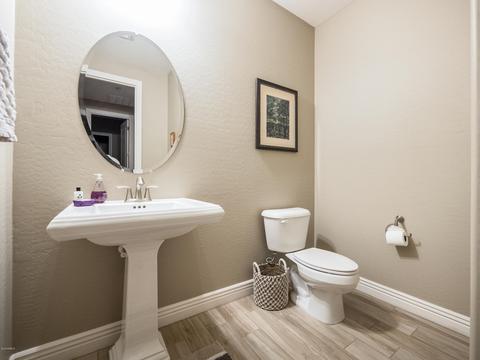 2918 E Minnezona Ave, Phoenix, AZ 85016 photo 9