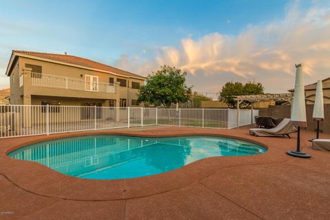 2016 S 80th Ln, Phoenix, AZ 85043 photo 8