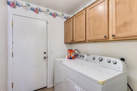 2016 S 80th Ln, Phoenix, AZ 85043 photo 23