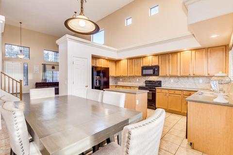 2016 S 80th Ln, Phoenix, AZ 85043 photo 14