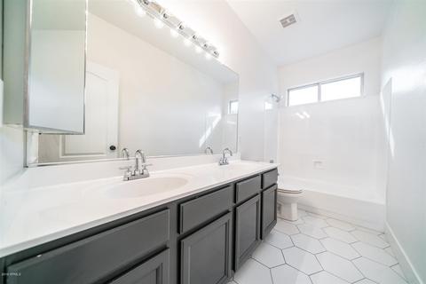 1365 W Bruce Ct, Gilbert, AZ 85233 photo 14