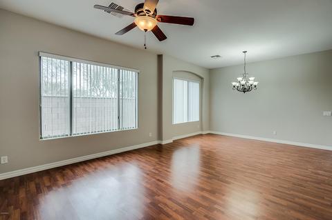 2438 E Carob Dr, Gilbert, AZ 85298 photo 5