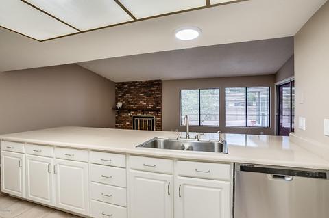 4821 E Ute Cir, Phoenix, AZ 85044 photo 7