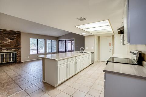 4821 E Ute Cir, Phoenix, AZ 85044 photo 5
