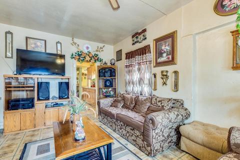 1118 E Taylor St, Phoenix, AZ 85006 photo 3