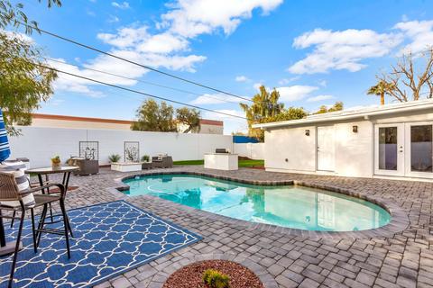 821 E Palmaire Ave SE, Phoenix, AZ 85020 photo 19