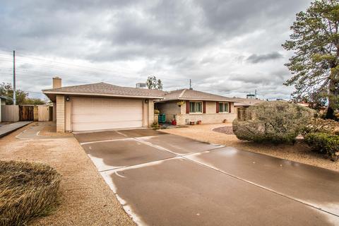 2622 E Cannon Dr, Phoenix, AZ 85028 photo 2
