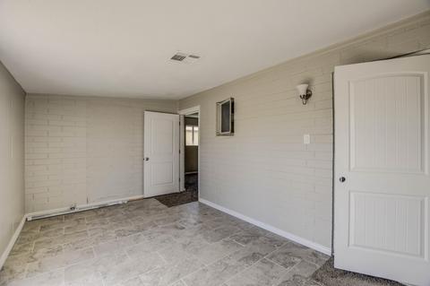 4713 N 40th Dr, Phoenix, AZ 85019 photo 10