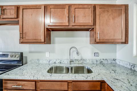 4713 N 40th Dr, Phoenix, AZ 85019 photo 13