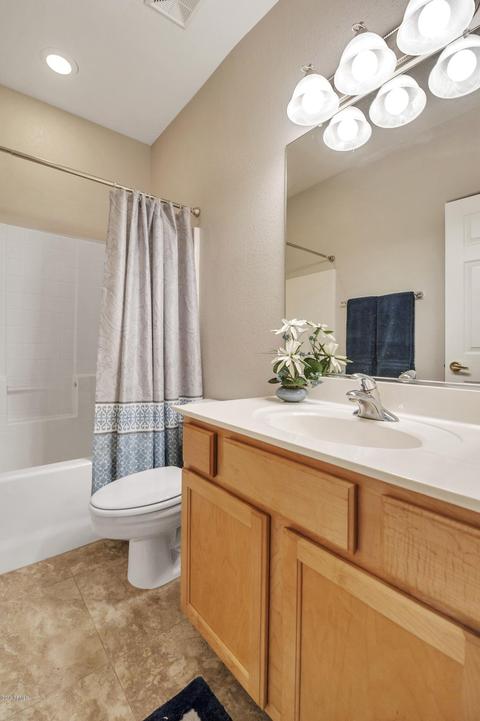 3250 E Maldonado Dr, Phoenix, AZ 85042 photo 14