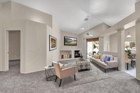 3250 E Maldonado Dr, Phoenix, AZ 85042 photo 2