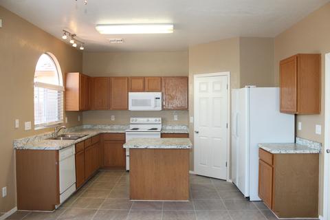 1218 E Bowker St, Phoenix, AZ 85040 photo 2