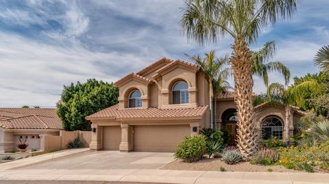 1350 E Desert Flower Ln, Phoenix, AZ 85048 photo 1