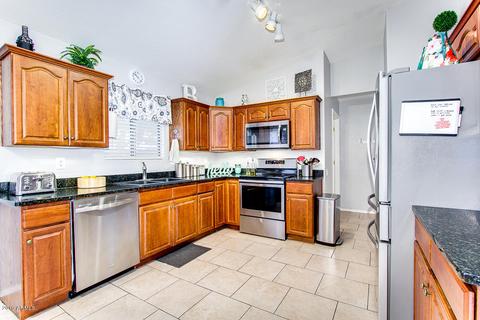 1163 W 2nd Ave, Apache Junction, AZ 85120 photo 4