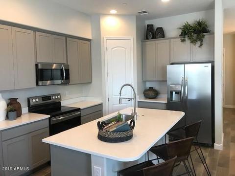 3047 N 37th Pl, Phoenix, AZ 85018 photo 8