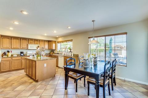 3288 E Devonshire Ave, Gilbert, AZ 85297 photo 3