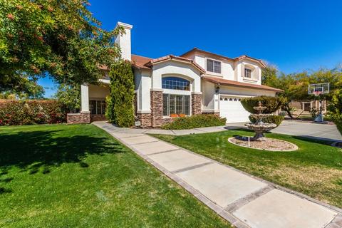 3288 E Devonshire Ave, Gilbert, AZ 85297 photo 1