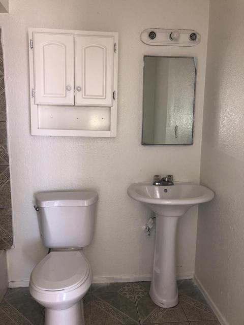 2902 N 63rd Dr, Phoenix, AZ 85033 photo 5