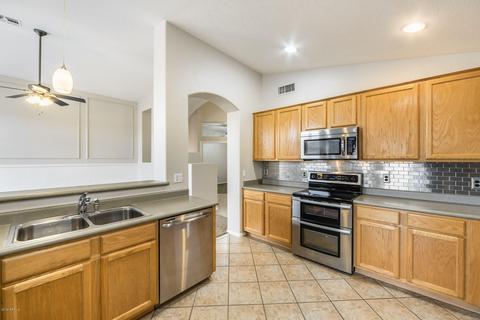 1062 E Baylor Ln, Gilbert, AZ 85296 photo 4