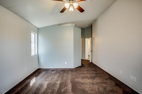 2710 E Branham Ln, Phoenix, AZ 85042 photo 12