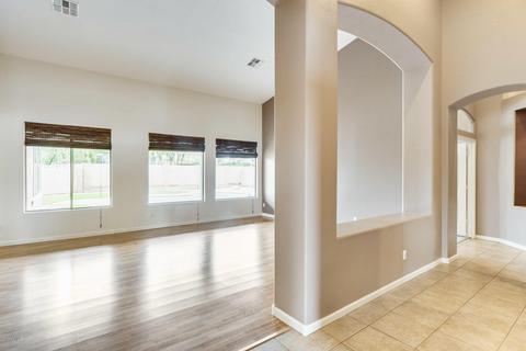 6671 S Crestview Dr, Gilbert, AZ 85298 photo 9