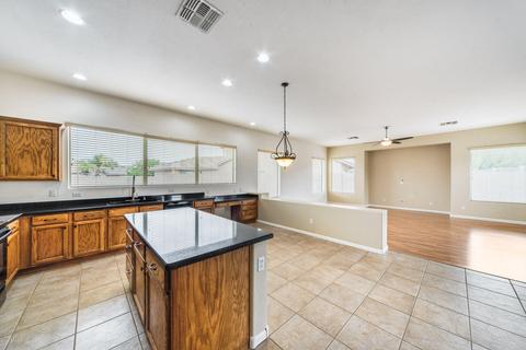 6671 S Crestview Dr, Gilbert, AZ 85298 photo 12