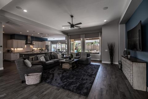 3789 E Chestnut Ln, Gilbert, AZ 85298 photo 4