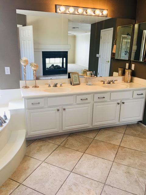2696 E Arabian Dr, Gilbert, AZ 85296 photo 24