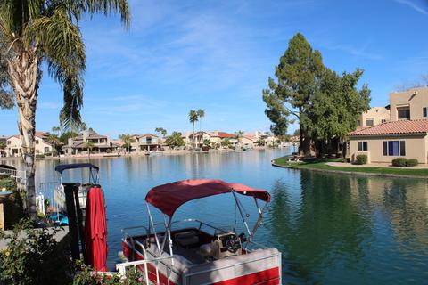 1329 W Clear Spring Dr, Gilbert, AZ 85233 photo 1