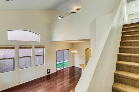 4366 E Sack Dr, Phoenix, AZ 85050 photo 9