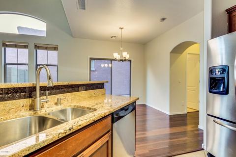 4366 E Sack Dr, Phoenix, AZ 85050 photo 8