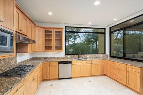 2221 E Cinnabar Ave, Phoenix, AZ 85028 photo 10