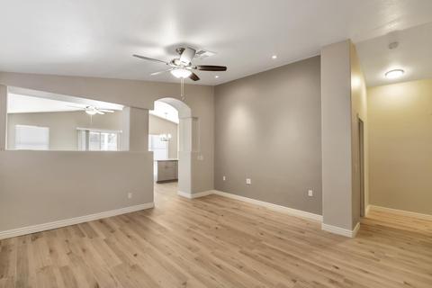 14403 S 47th Pl, Phoenix, AZ 85044 photo 5