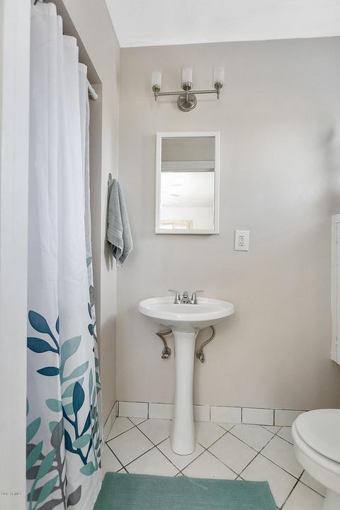 708 E State Ave, Phoenix, AZ 85020 photo 12