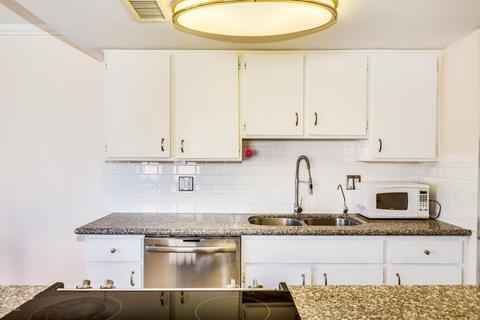 807 E Cochise Dr #A, Phoenix, AZ 85020 photo 8